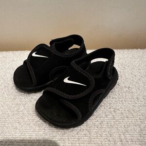 Nike Toddler Velcro Sandals